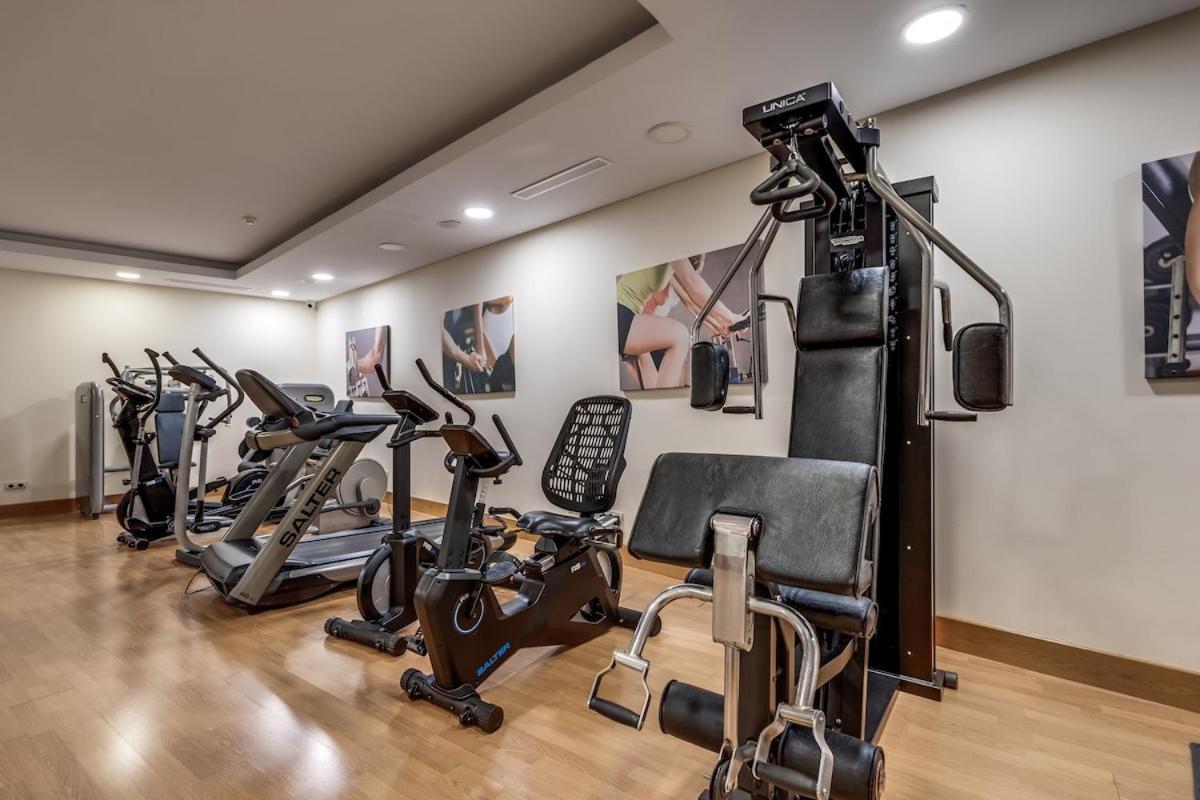 Samara Gym Jacuzzi Pools In Apartment *